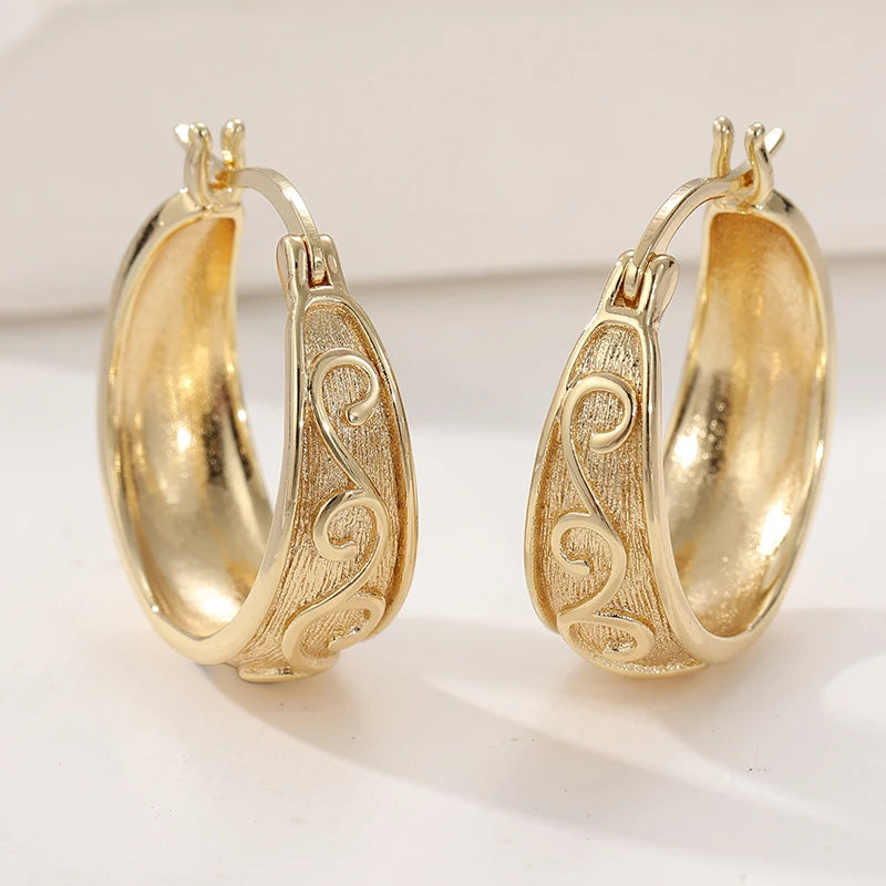 Brincos de Argola Classic Carving - Design Esculpido com Textura Exclusiva