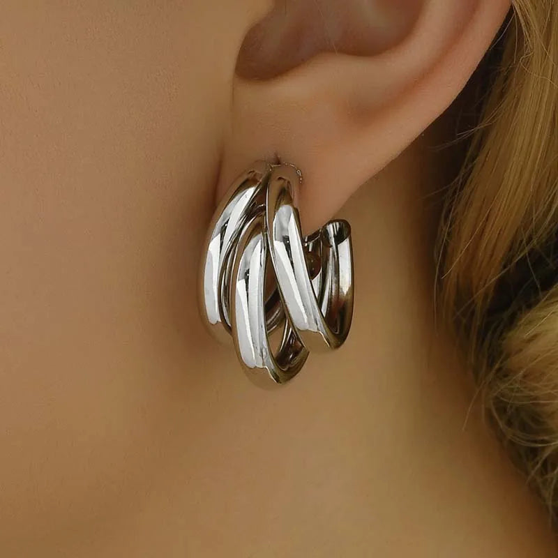 Brincos de Argola Circled Diana - Design Vintage Banhado a Ouro