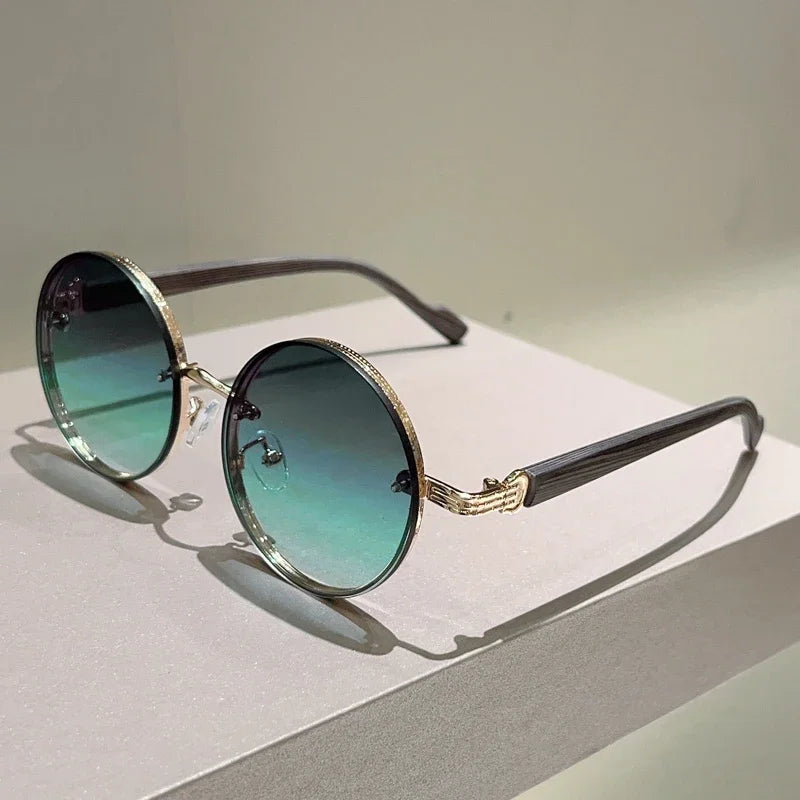 Óculos de Sol Round Aura - Lentes em Degradê Colorido com Proteção UV400
