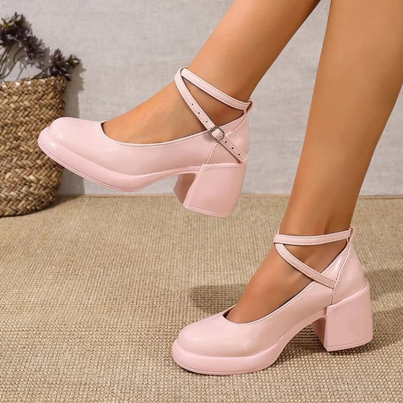 Sapato Mary Jane Blossom - Design Retro de Salto Alto com Tira no Tornozelo