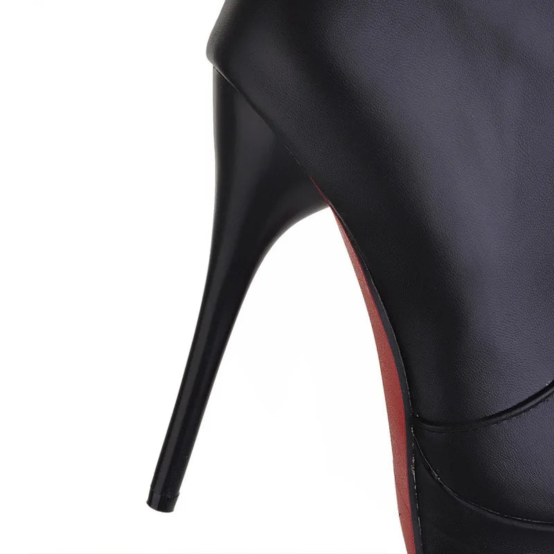 Bota Cano Alto Suede Prestige - Design Minimalista com Salto Bloco Confort