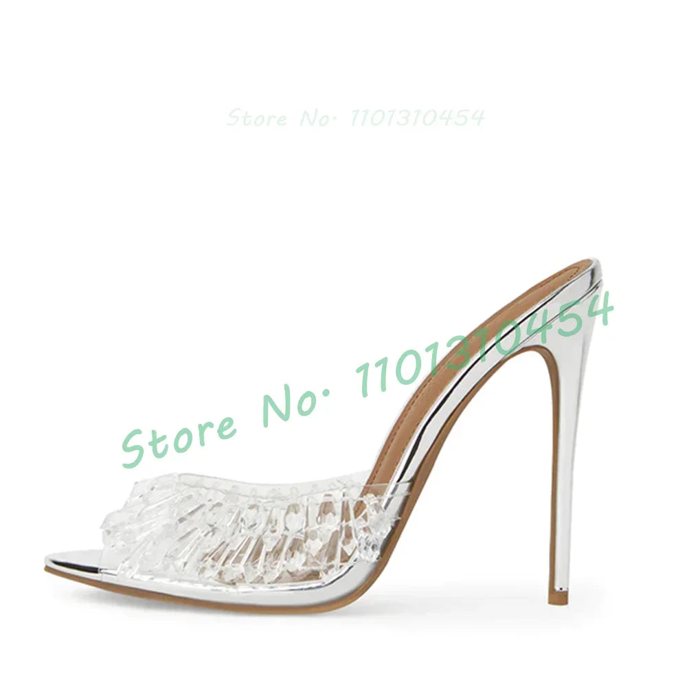 Tamanco Stiletto Crystal Drop - Salto Espelhado com Tiras Transparentes e Pingentes de Cristal
