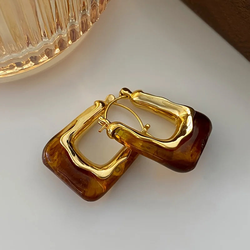 Brincos de Argola Aberta Wave - Design Fluido Minimalista Banhado a Ouro 18K