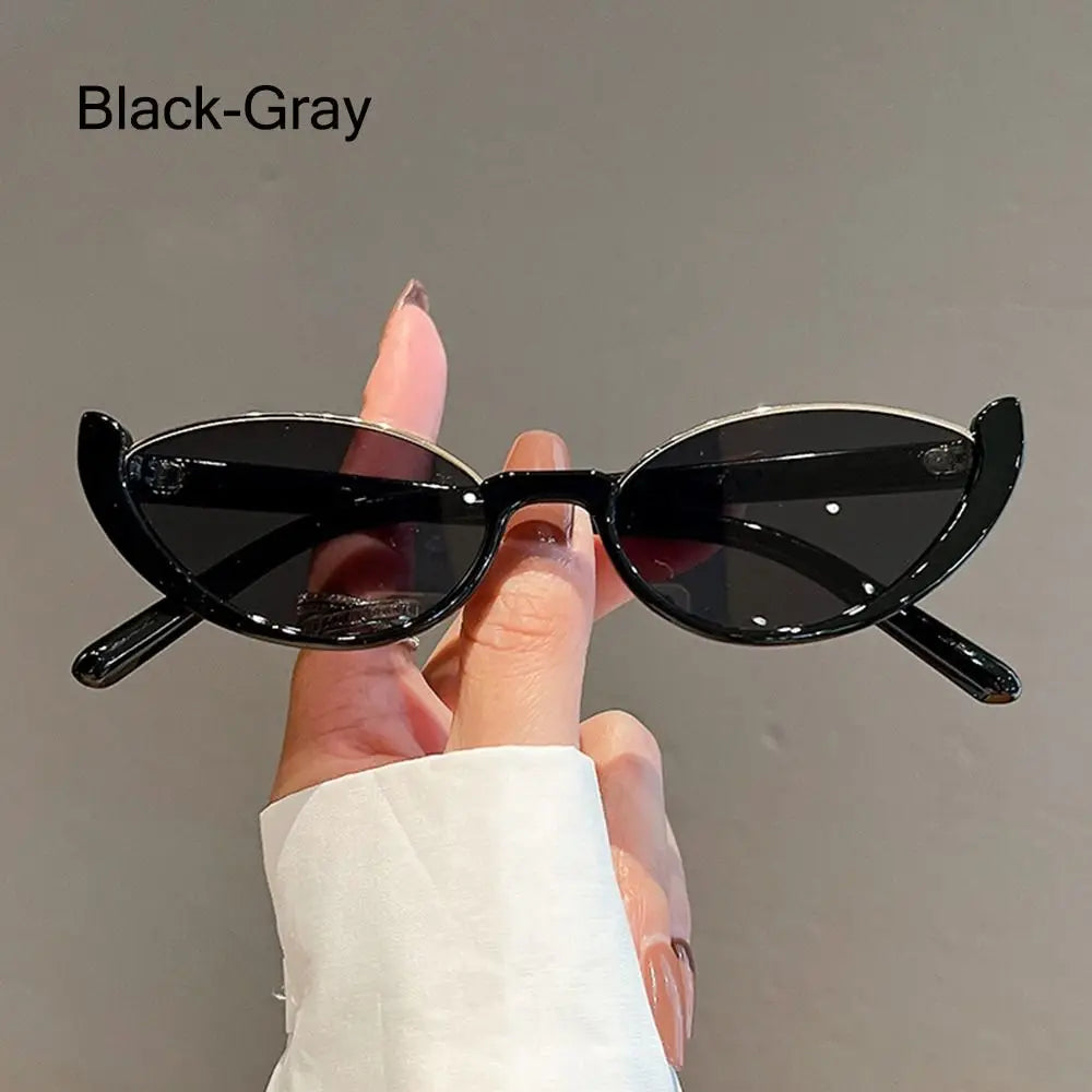 Óculos de Sol Cat-Eye Slim - Design Meia Armação com Proteção UV400
