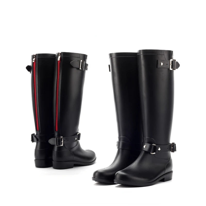 Bota Combat Over-the-Knee - Design Tratorado em Verniz Premium com Atacadores