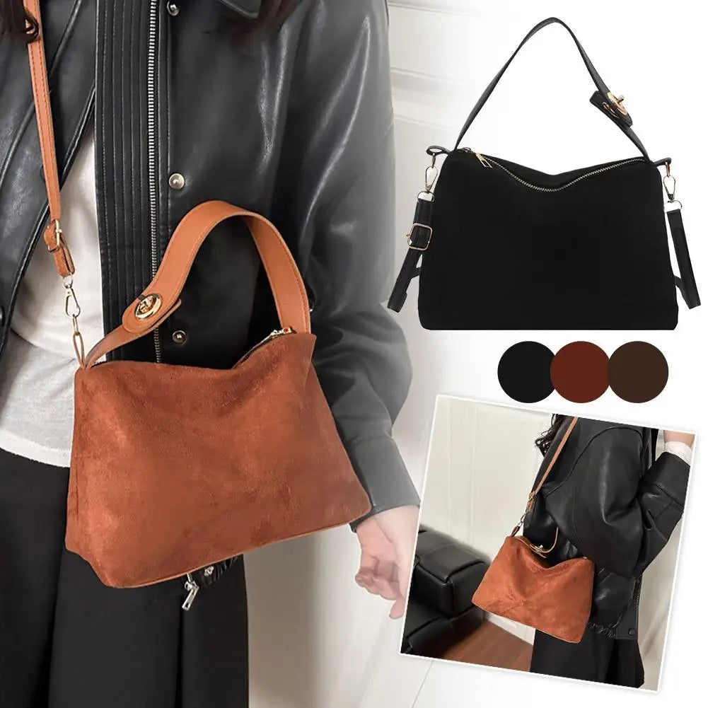 Mala Underarm Suede Classique - Silhueta de Axila Minimalista com Acabamento Fosco