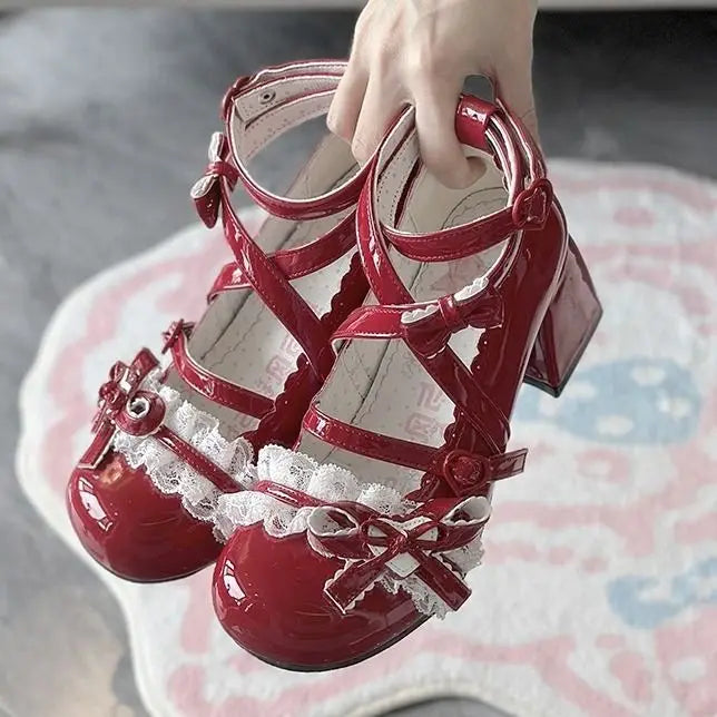 Sapato Mary Jane Butterfly - Design Retro com Laço e Tiras no Tornozelo