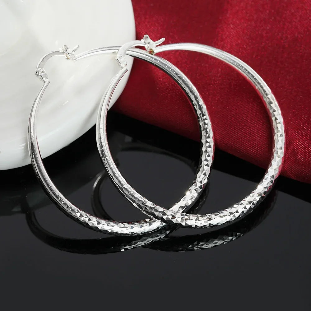 Brincos de Argola Fina Elegance 5cm - Prata 925 Legítima e Delicada