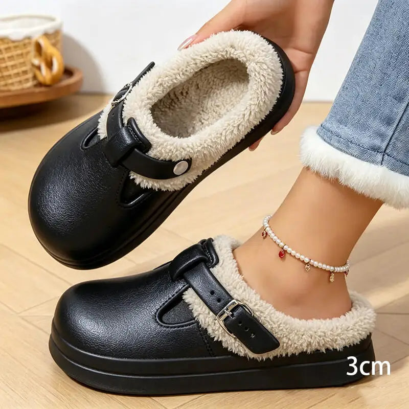 Tamanco Mule Cozy Heritage - Interior em Pelagem Soft com Fivela Metálica