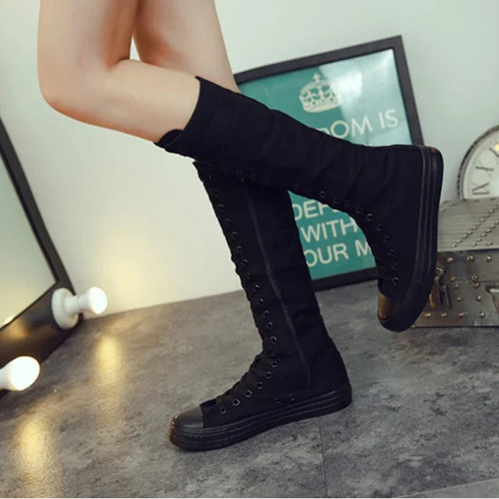 Bota Cano Alto Canvas Street - Design Urbano com Atacadores e Fecho Easy-Wear