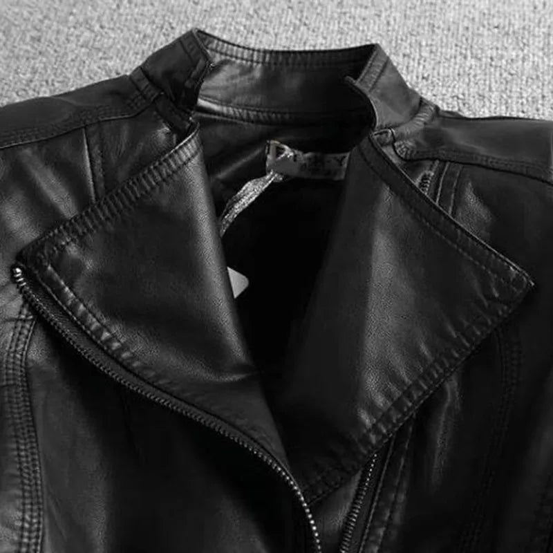 Jaqueta Cropped Cyber Biker - Design Y2K Streetwear em Cabedal Premium