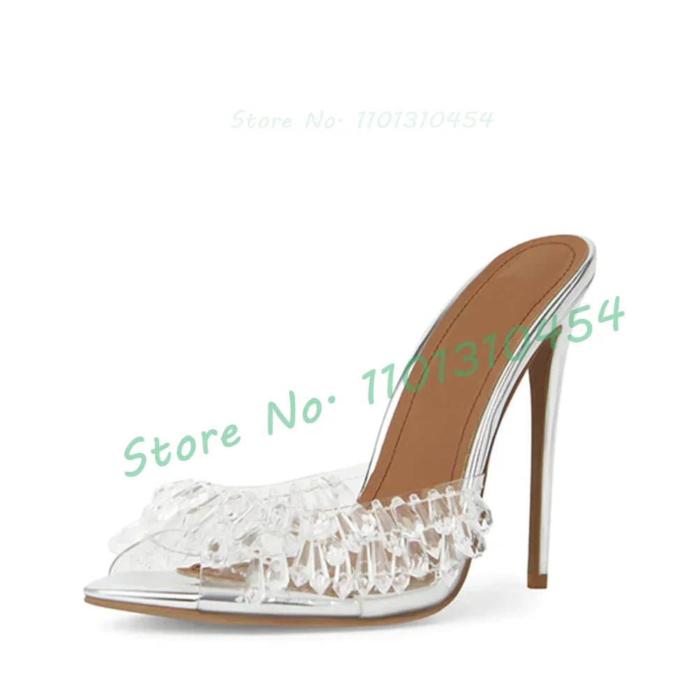Tamanco Stiletto Crystal Drop - Salto Espelhado com Tiras Transparentes e Pingentes de Cristal