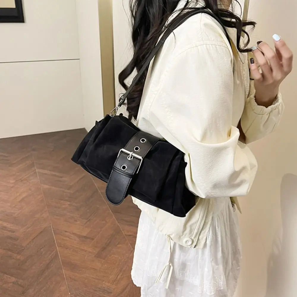 Mala Tote Suede Rectangular - Silhueta Estruturada de Grande Capacidade em Camurça Matte