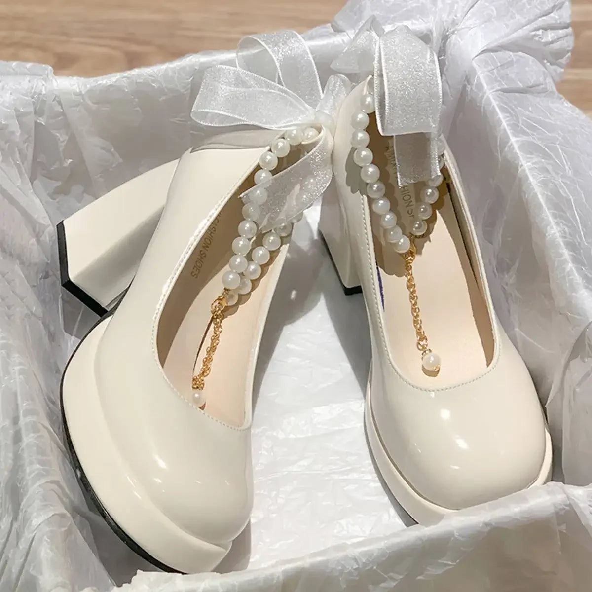 Sapato Mary Jane Bow Prestige - Bico Quadrado com Laço de Grife e Salto Confort