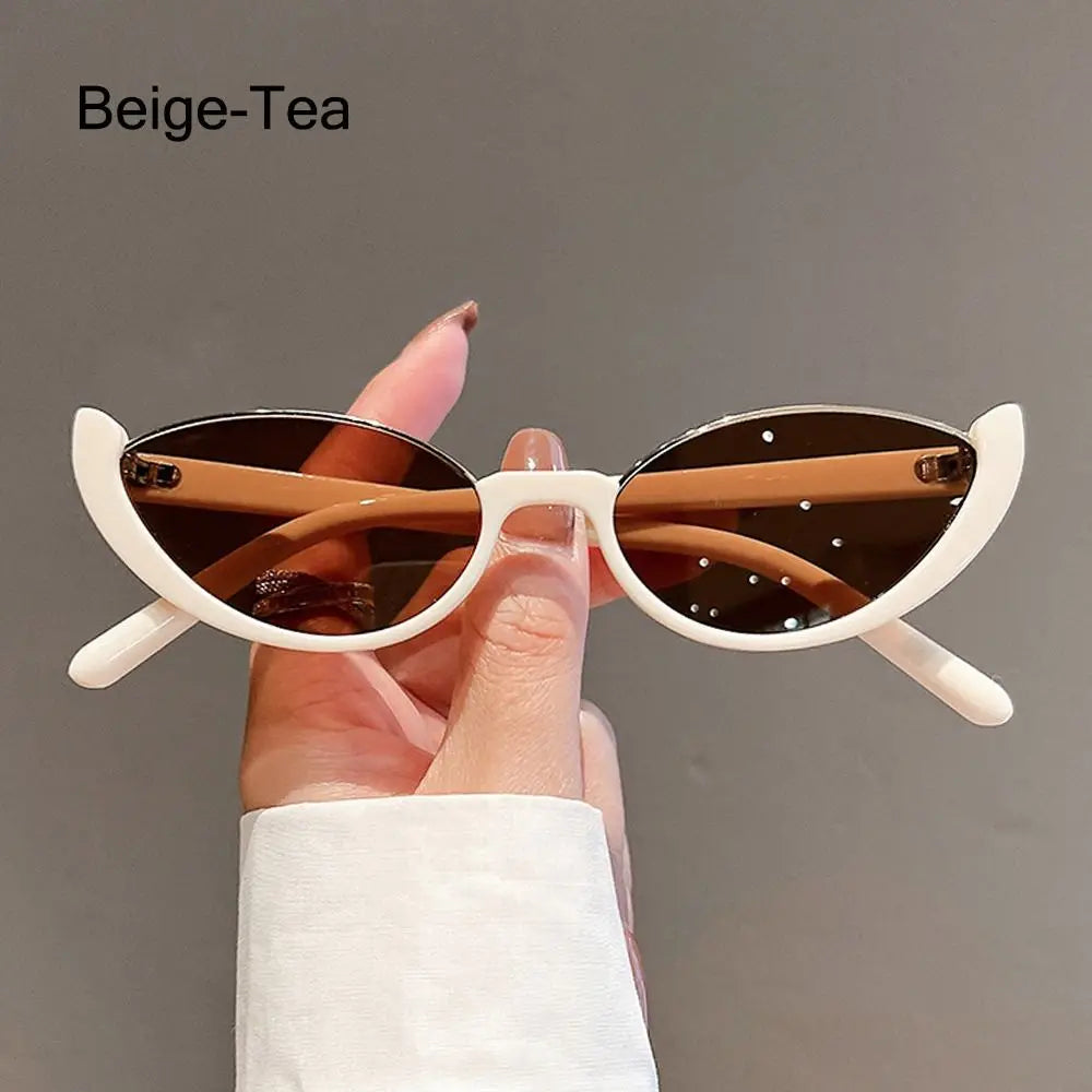 Óculos de Sol Cat-Eye Slim - Design Meia Armação com Proteção UV400