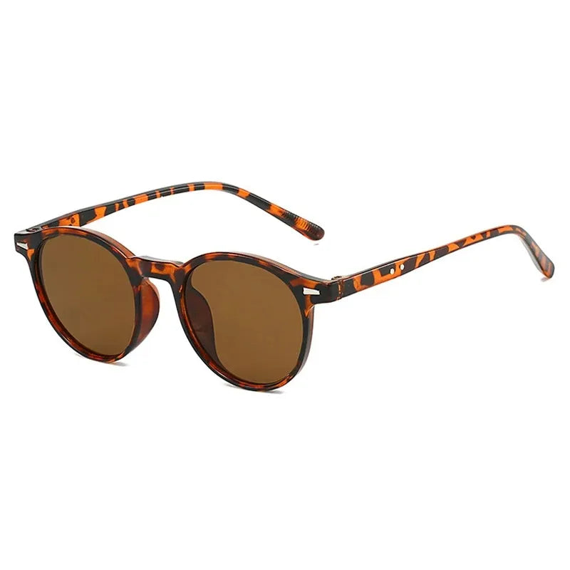 Óculos de Sol Round Rebel - Estilo Retro Urbano com Proteção UV400