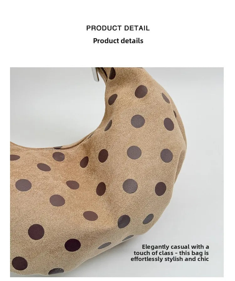 Mala Dumpling Suede Dot - Silhueta Pastel em Camurça Macia com Estampa Poá