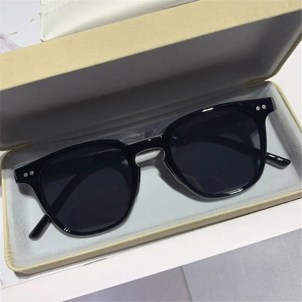 Óculos de Sol Square Majestic - Design Oversized Quadrado com Proteção UV400