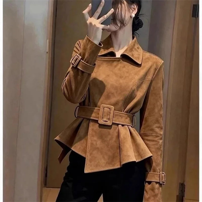 Casaco Curto Leather Vintage - Modelagem Cropped em Cabedal Premium Retro
