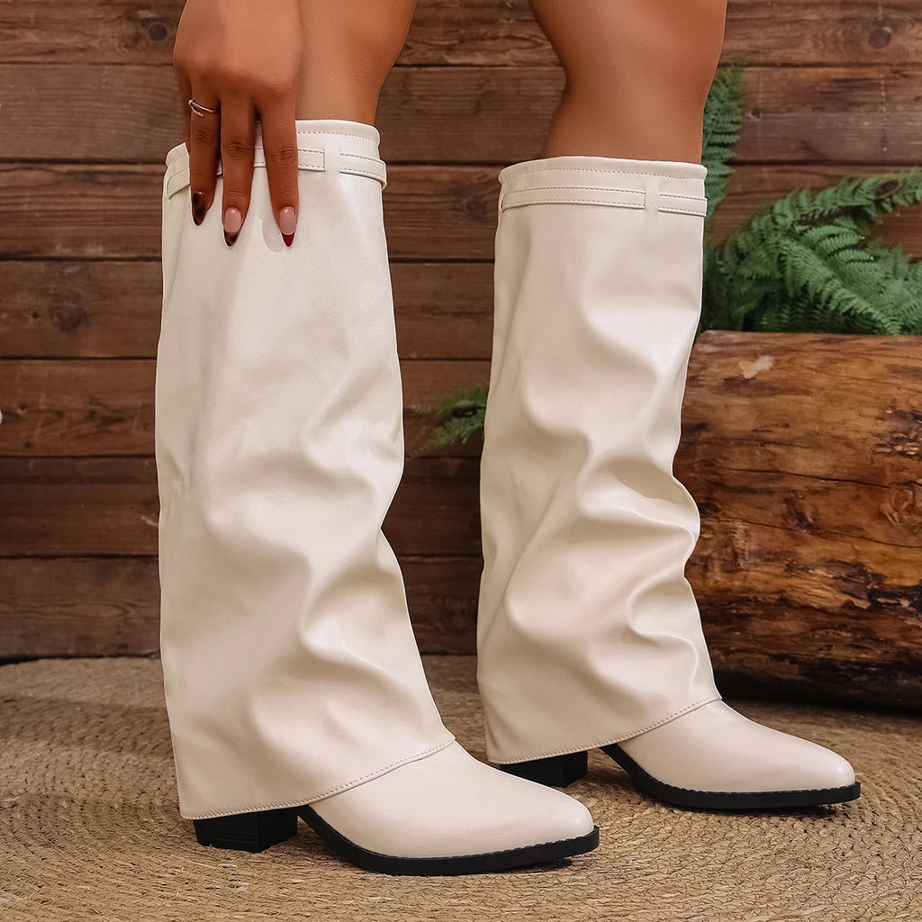 Bota Over-the-Knee Fold Over - Design Arquitetónico com Salto de Grife