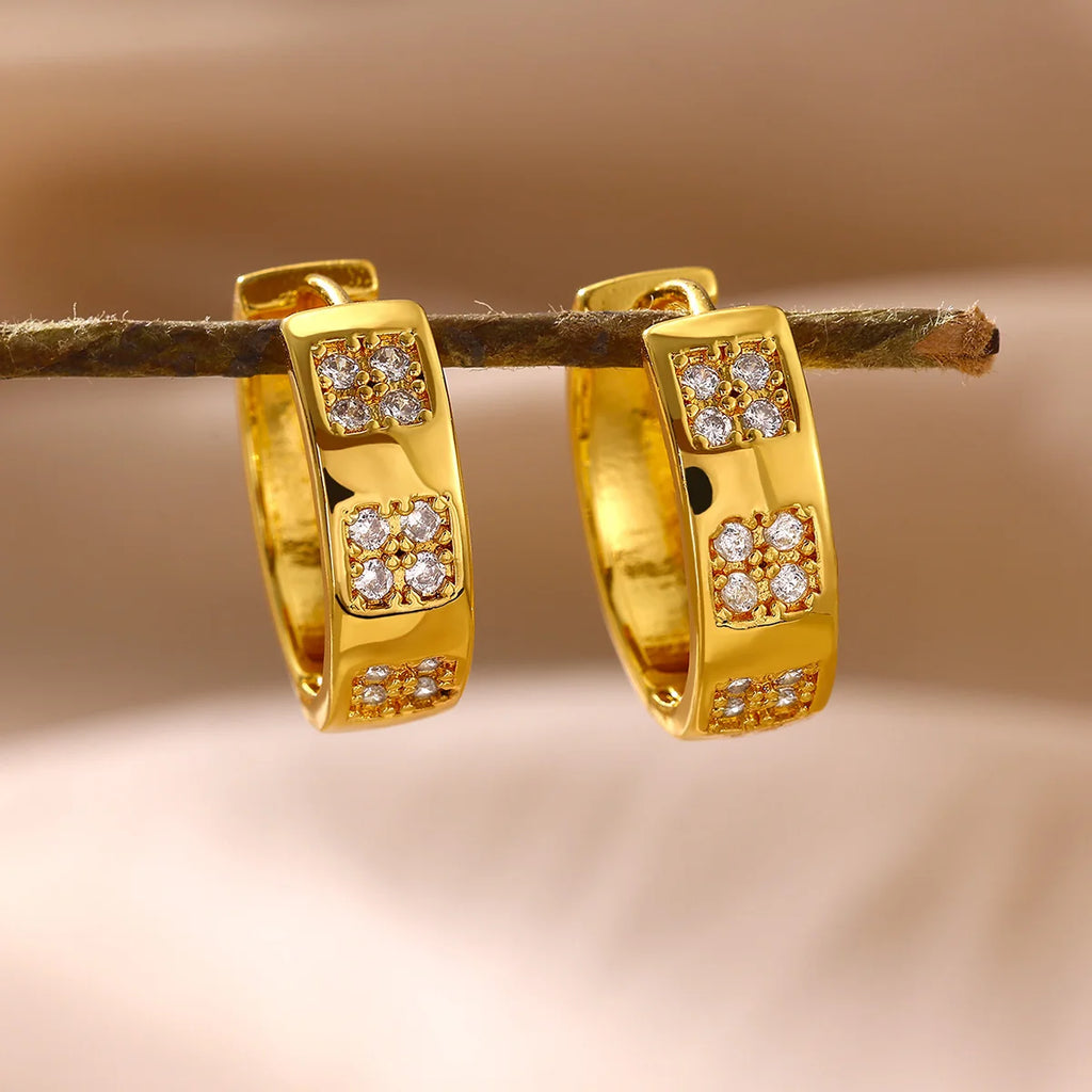 Brincos de Argola Quadrada Imperial - Banhado a Ouro 18K com Zircónias