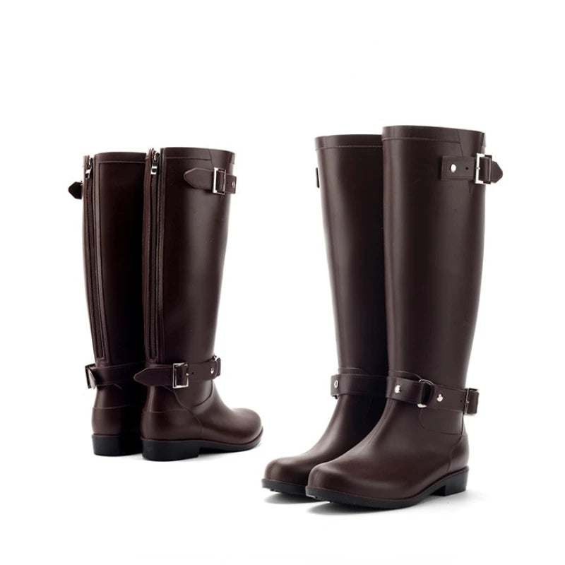 Bota Combat Over-the-Knee - Design Tratorado em Verniz Premium com Atacadores