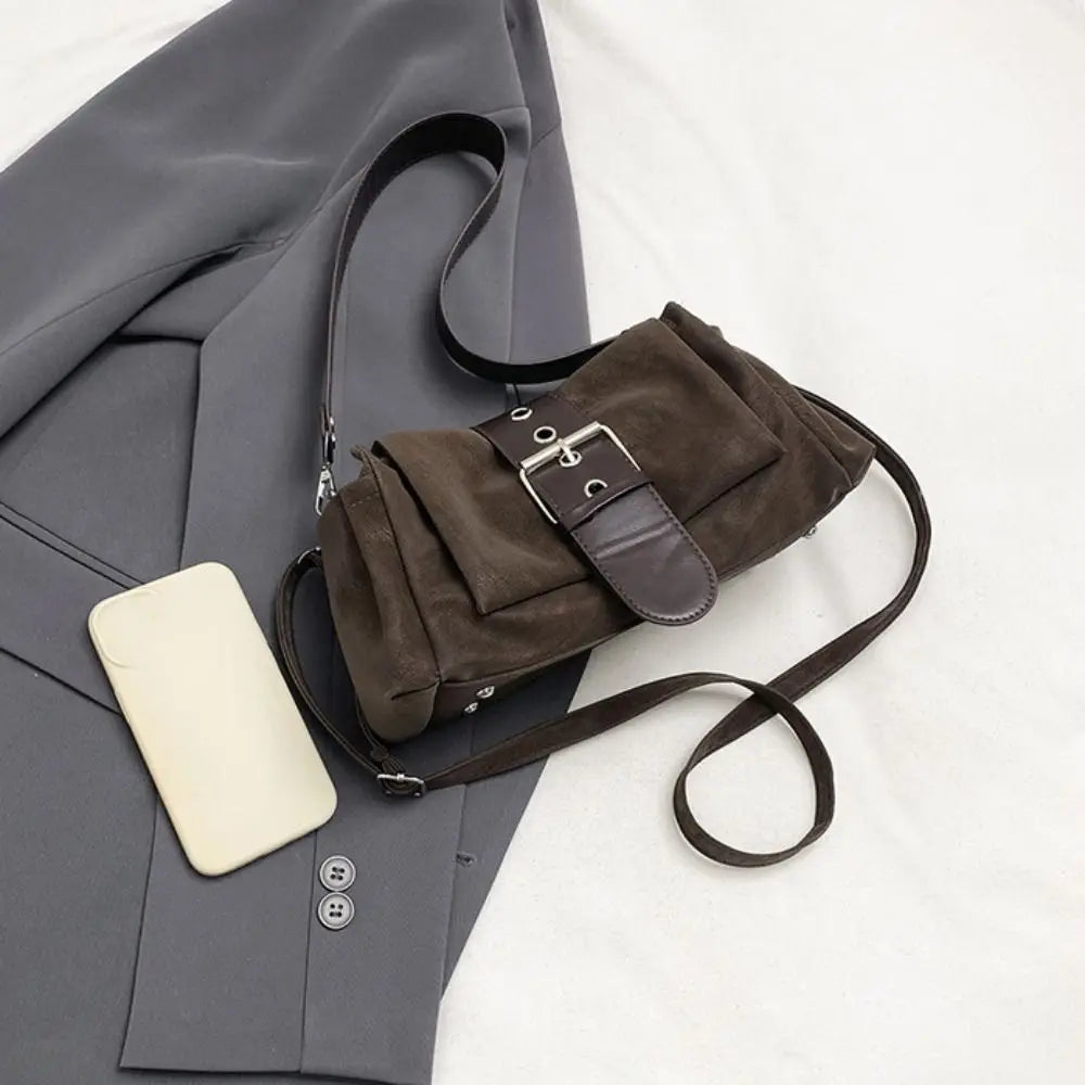 Mala Tote Suede Rectangular - Silhueta Estruturada de Grande Capacidade em Camurça Matte