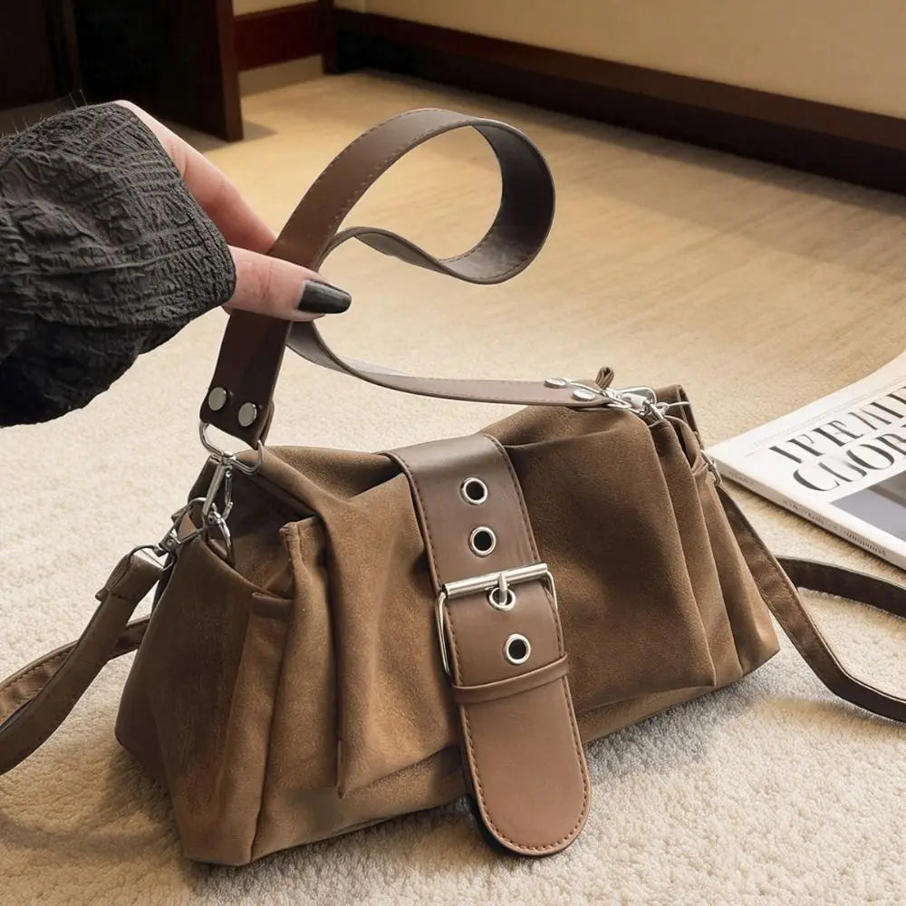 Mala Tote Suede Rectangular - Silhueta Estruturada de Grande Capacidade em Camurça Matte