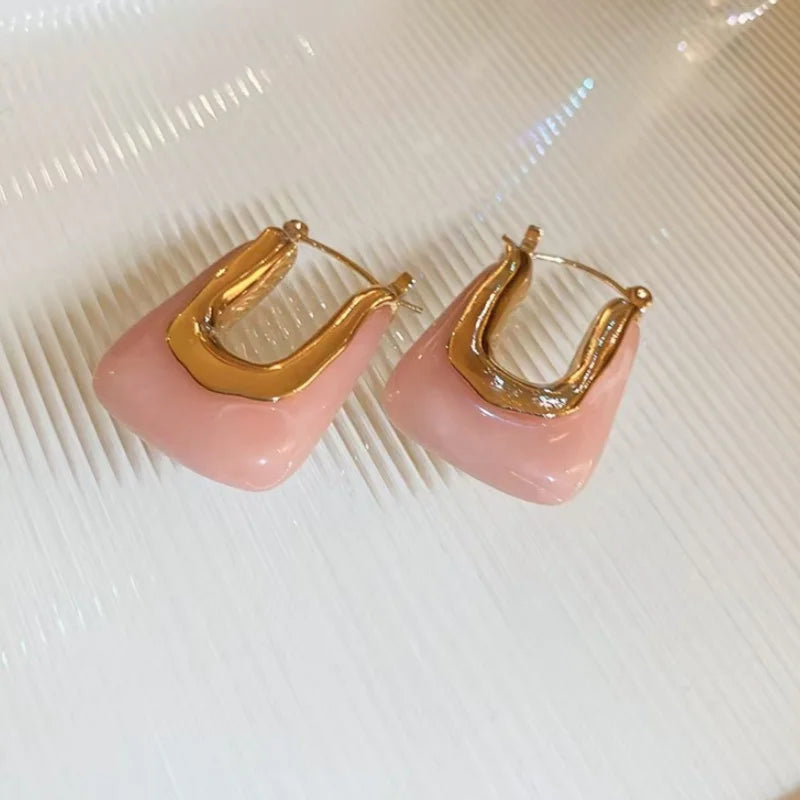 Brincos de Argola Aberta Wave - Design Fluido Minimalista Banhado a Ouro 18K