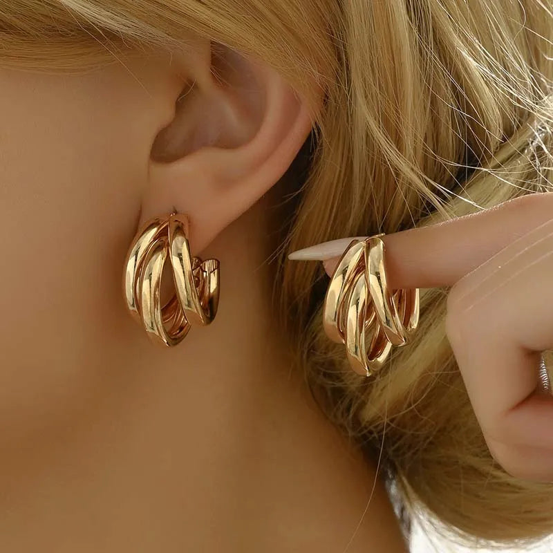 Brincos de Argola Circled Diana - Design Vintage Banhado a Ouro