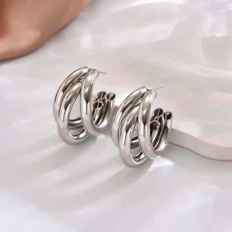 Brincos de Argola Circled Diana - Design Vintage Banhado a Ouro