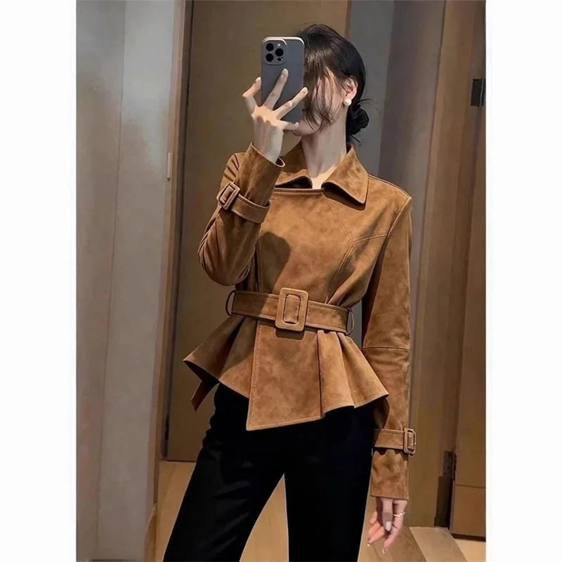 Casaco Curto Leather Vintage - Modelagem Cropped em Cabedal Premium Retro