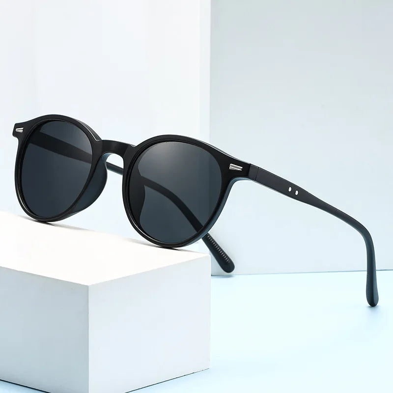 Óculos de Sol Round Vintage - Design Minimalista com Proteção UV400