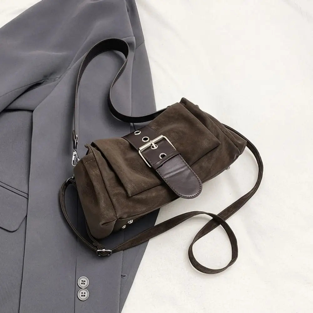 Mala Tote Suede Rectangular - Silhueta Estruturada de Grande Capacidade em Camurça Matte