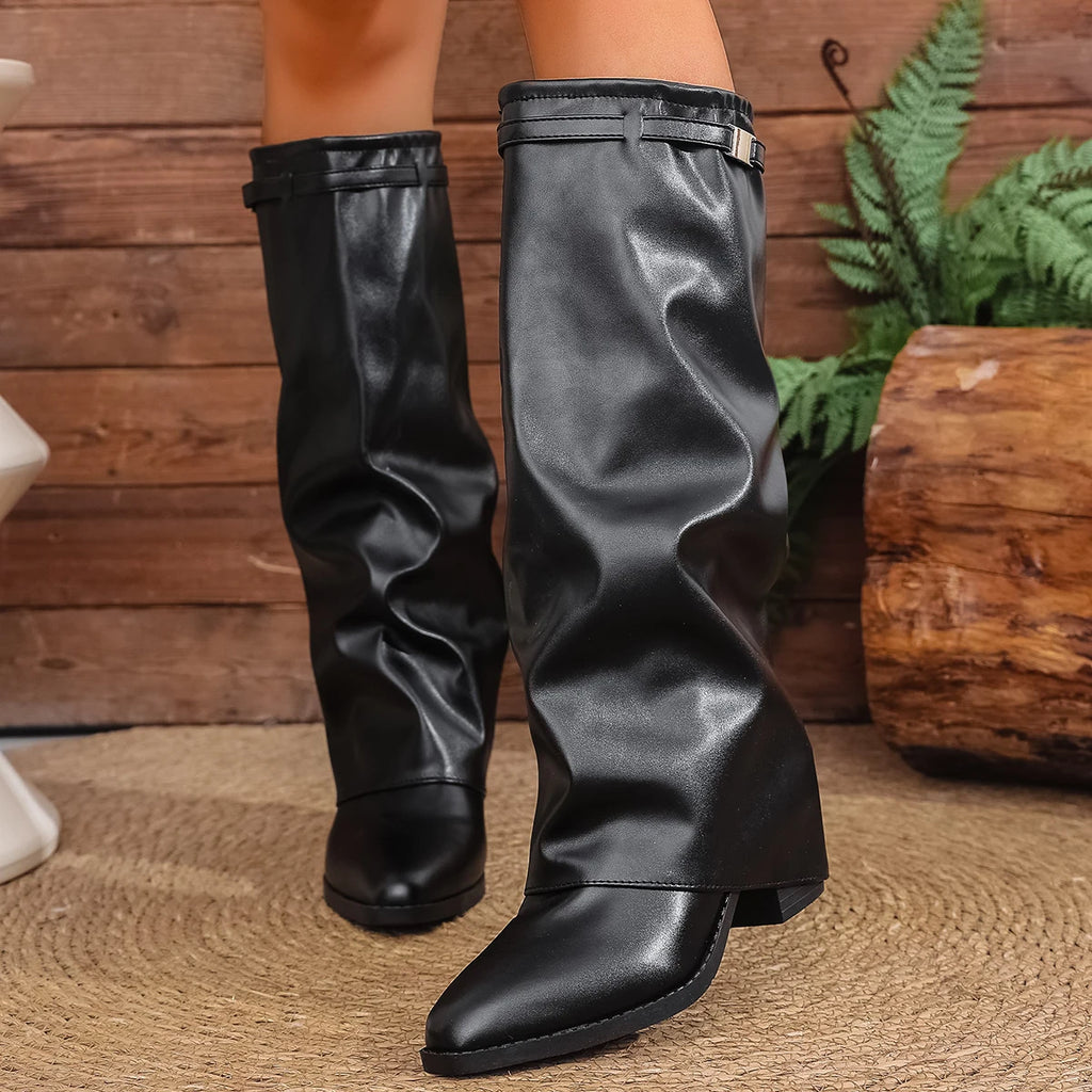 Bota Over-the-Knee Fold Over - Design Arquitetónico com Salto de Grife