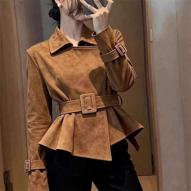 Casaco Curto Leather Vintage - Modelagem Cropped em Cabedal Premium Retro